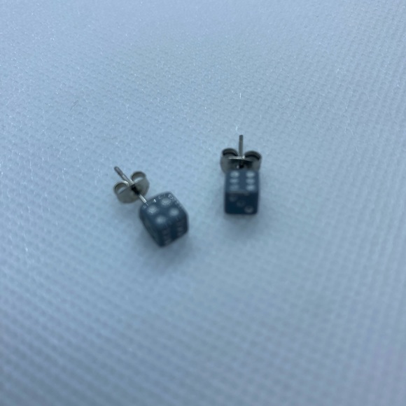 Gray Mini Dice Earrings Handmade - Picture 5 of 8